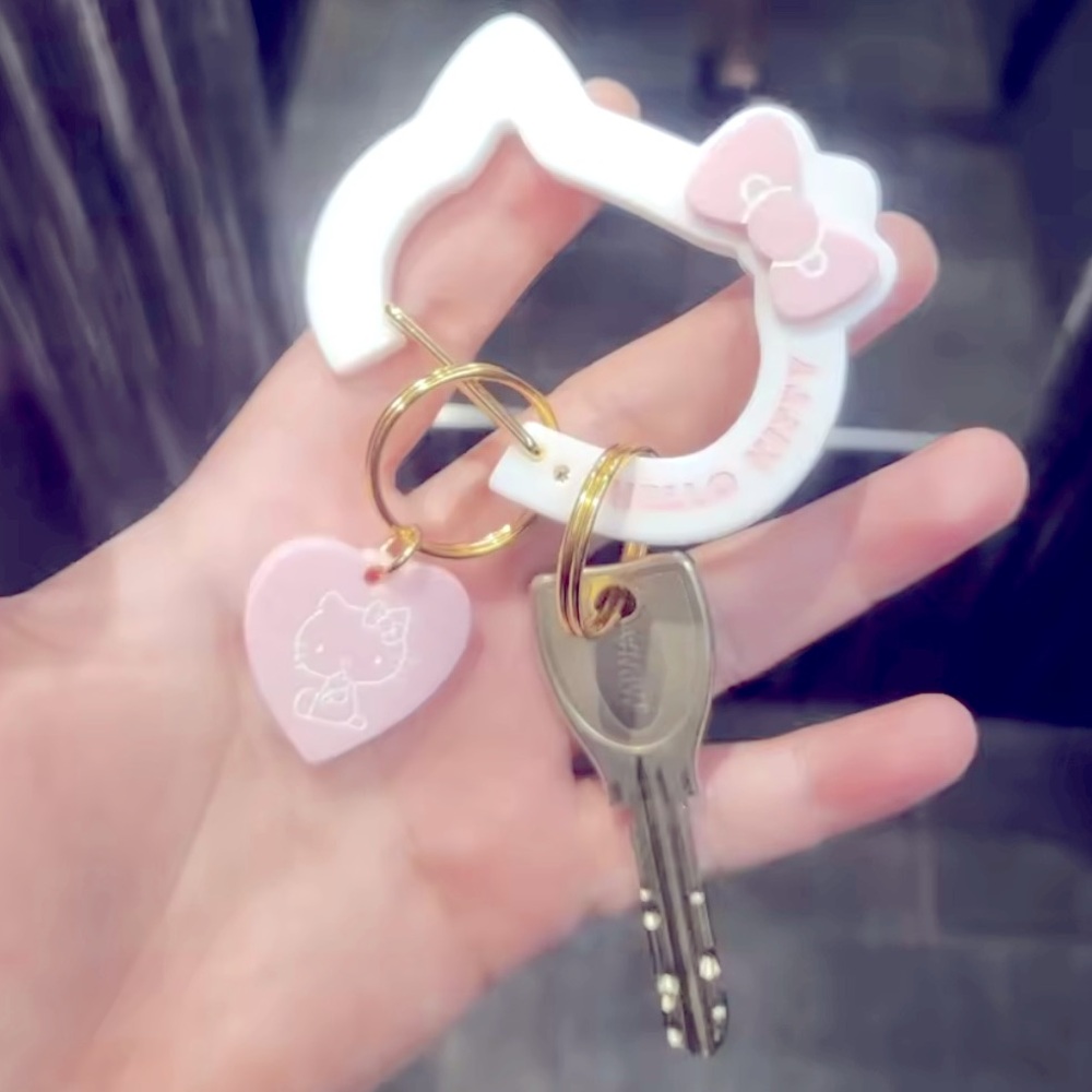 Hello Kitty Keyring - Picture 3 of 3